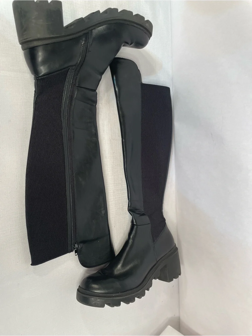 Black Knee-High Chunky Heel Boots - Women